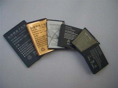 电小二iPhone专属外置电池评测 给爱机“贴”个能量盾